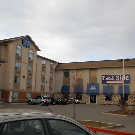 Peavine Inn & Suites High Prairie Экстерьер фото